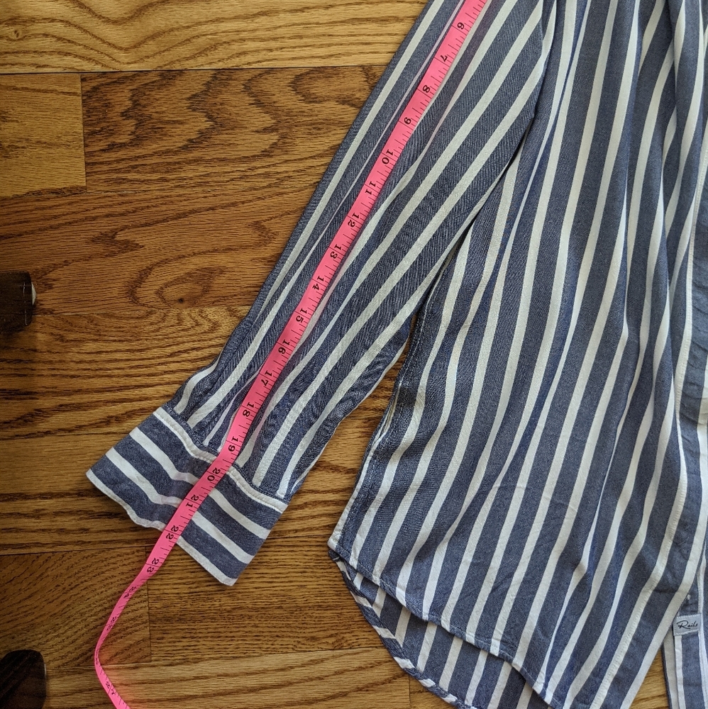 Rails Striped Blue Blouse 💙🤍 - Picture 13 of 13